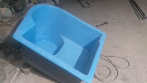 Piscina prfv