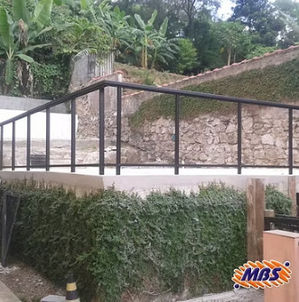 Guarda corpo em alumínio