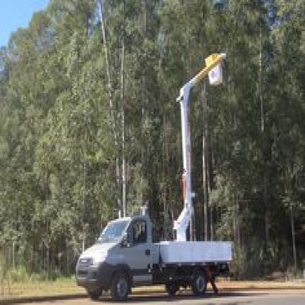 Manutenção cesto aéreo