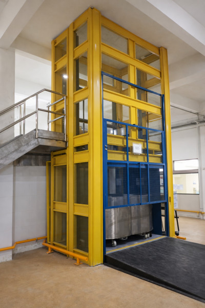 Elevador Monta Carga