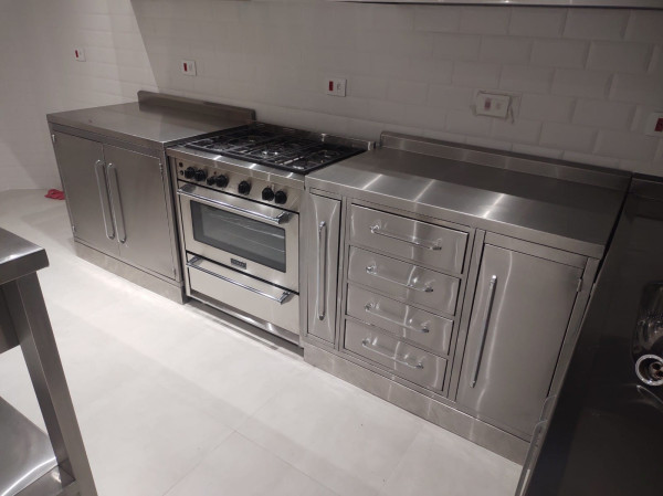 Armário Industrial Fechado