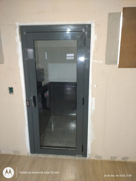 elevador comercial preço