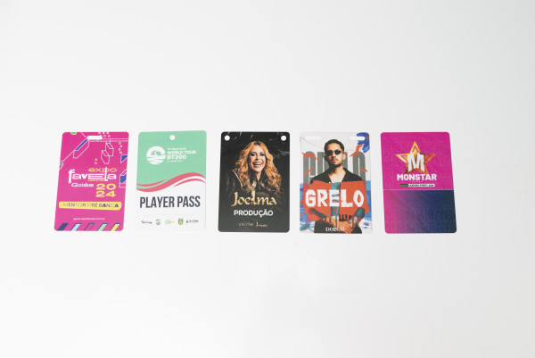 Crachás Personalizados Para Empresas