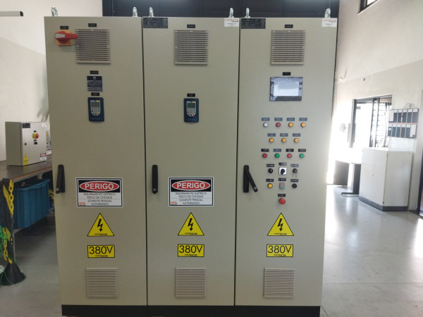 Montagem De Painéis Elétricos De Baixa Tensão