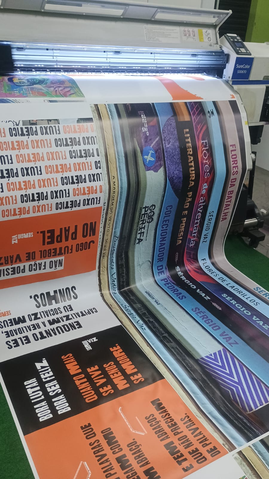 Lona Publicitária Com Impressão Personalizada