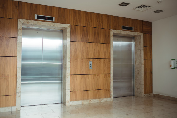 Elevadores Industriais Com Alta Capacidade De Carga