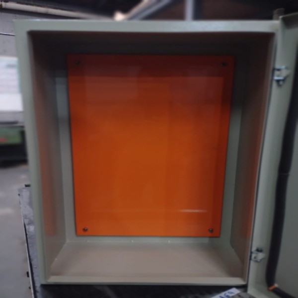 Fabricação De Gabinetes Industriais