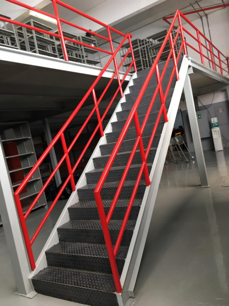 Comprar Escadas Metálicas Em São Paulo