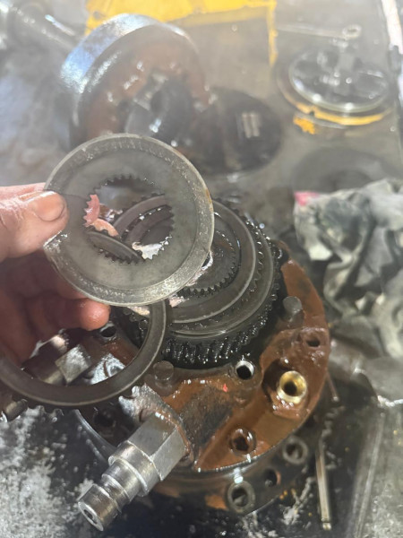 Troca De Peças Para Motor Hidráulico