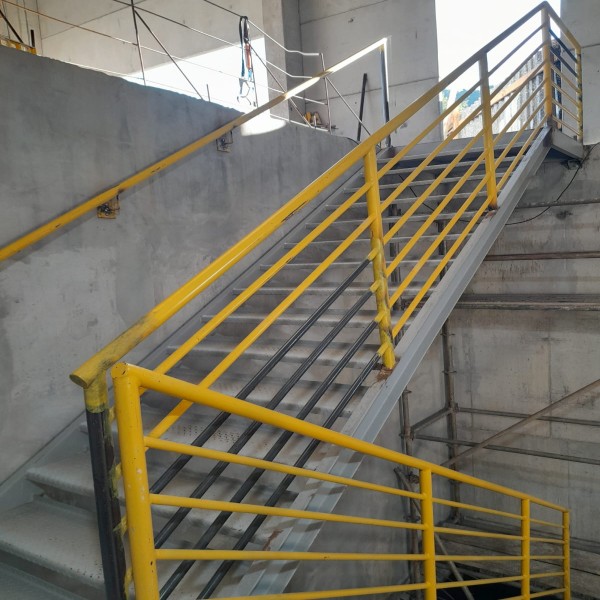escadas industriais