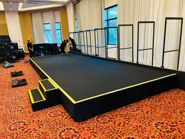 Palco Para Eventos Fechados