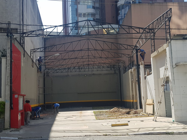 Hangares Metálicos Em São Paulo