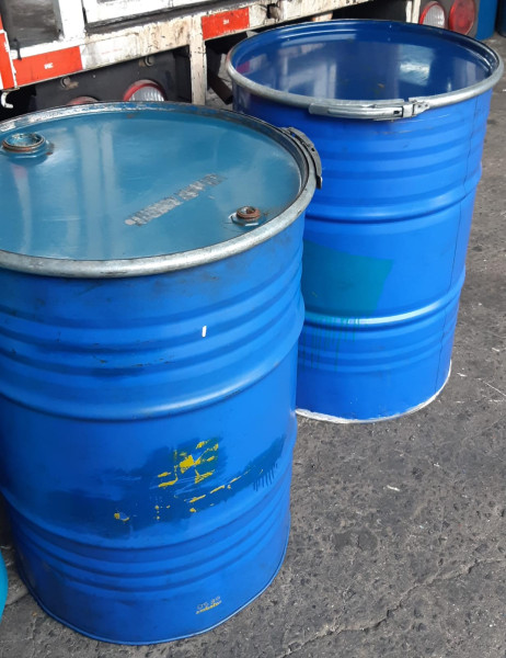 Tambor De Ferro Para Armazenamento De Produtos