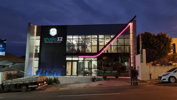 Letreiro Personalizado Iluminado Paraná