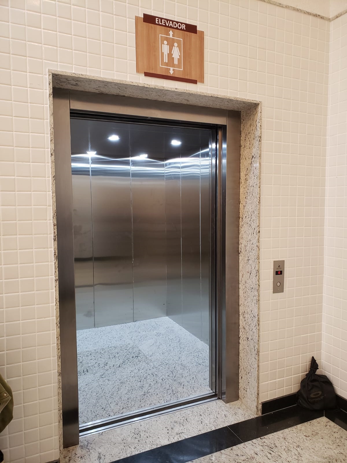 Instalação De Elevador Hospitalar