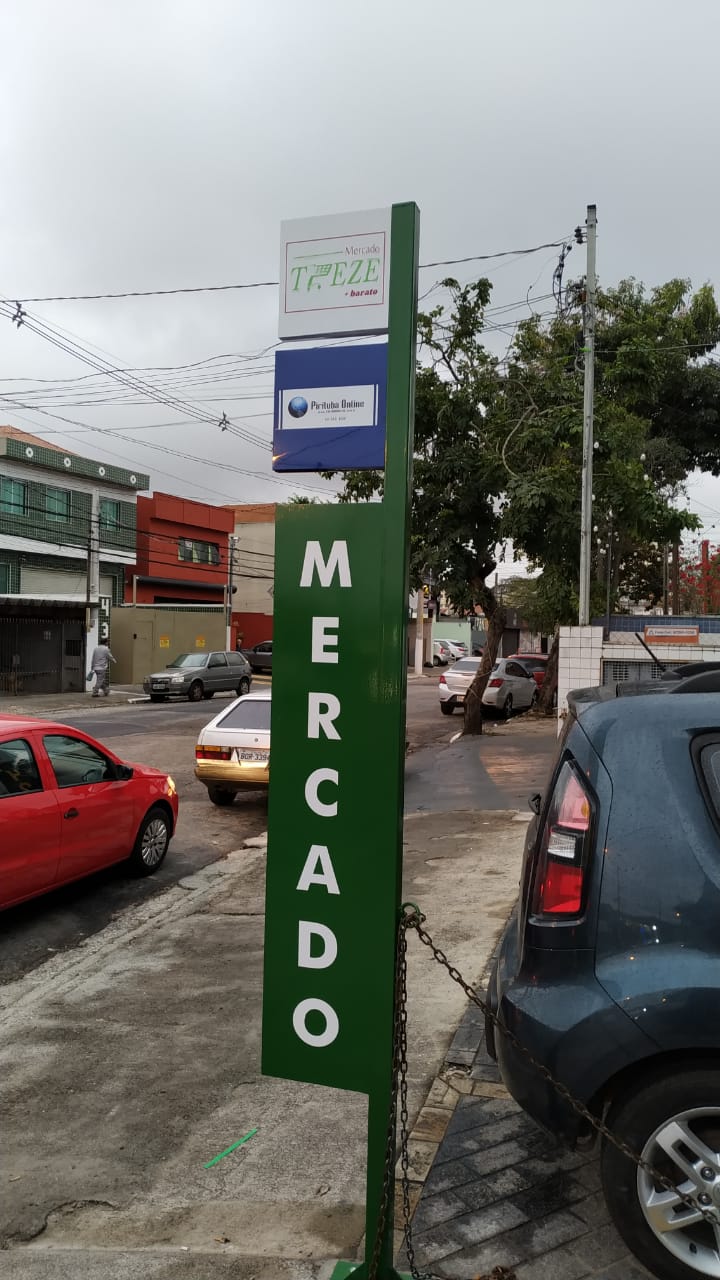 Totem De Sinalização Para Comércio