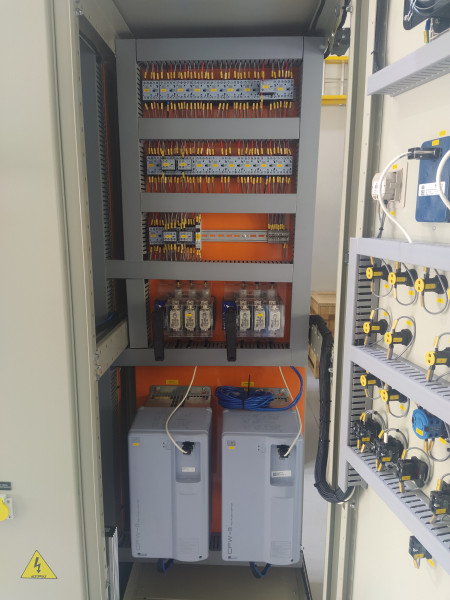 Painéis Para Ventiladores De Sistemas De Refrigeração