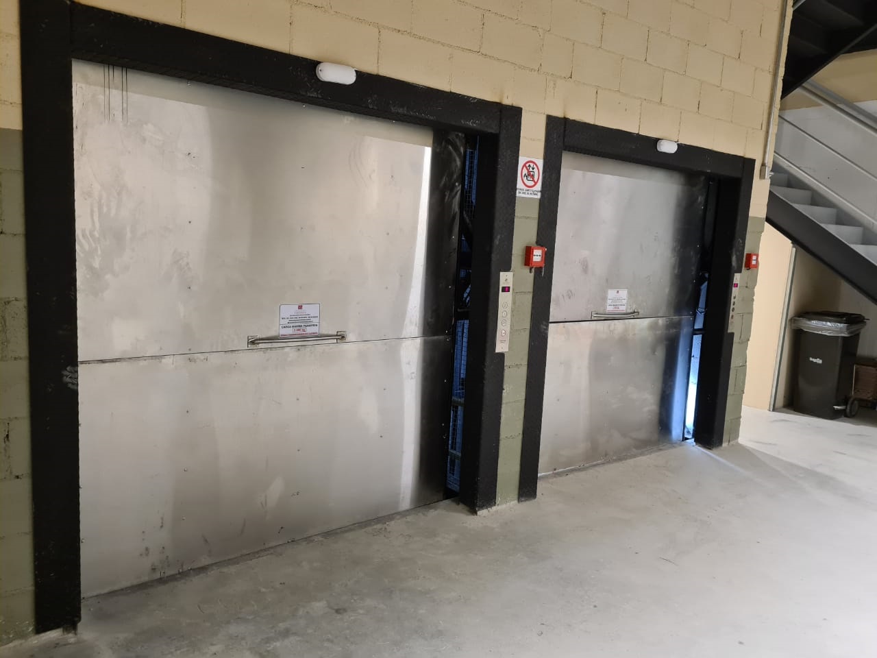 Elevador De Carga Para Comércio