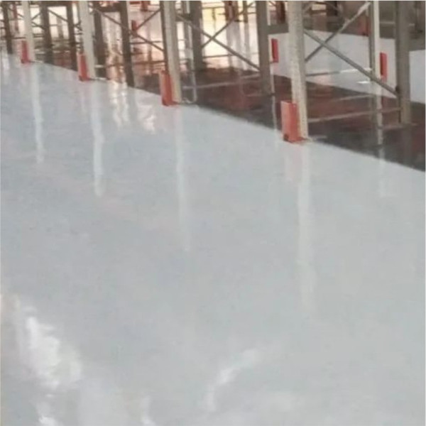 Aplicação De Resina Epóxi No Piso