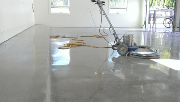Brilho Em Piso Polido De Concreto