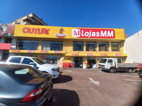 Fachada Em Lona Com Forro