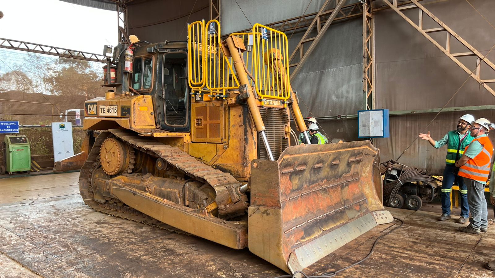 Guarda Corpo Para Máquinas De Mineração