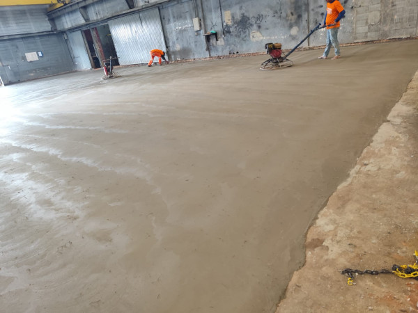 Acabamento De Piso Industrial