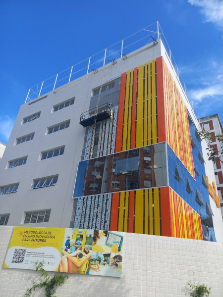 Fachada Em Acm Com Design Moderno