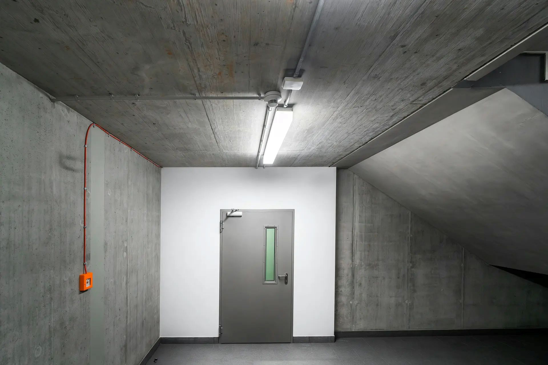 Manutenção Em Porta Corta Fogo