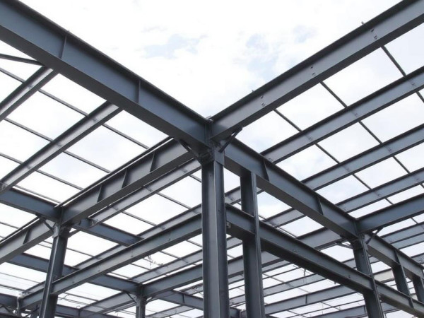 Construções em estrutura  metálica