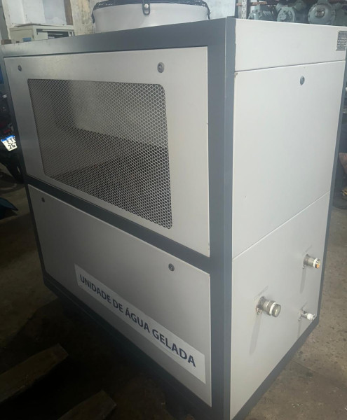 sistema de refrigeração industrial chiller