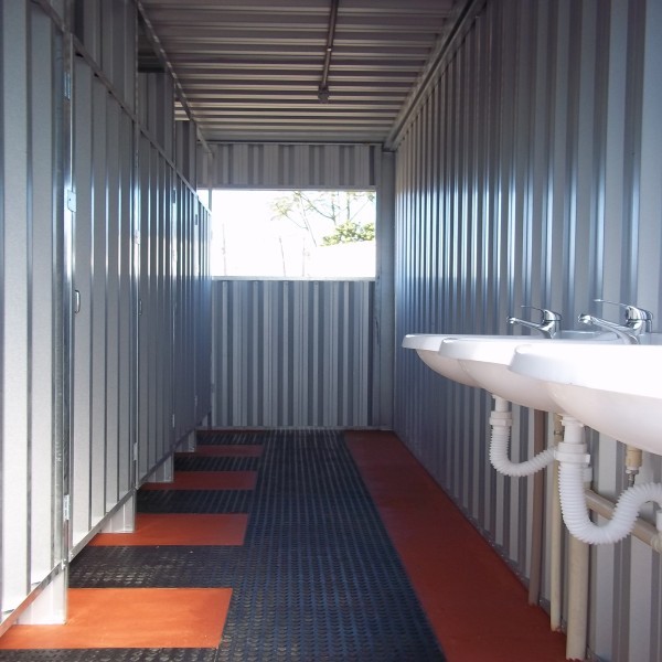 Aluguel De Banheiro Container Com Chuveiro