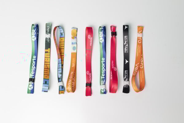 Pulseira De Tecido Para Uso Prolongado
