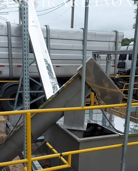 Rosca Transportadora Tipo Calha