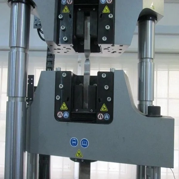 Ensaios mecânicos laboratório