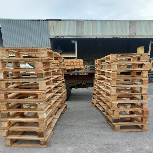 Pallet De Madeira Sob Medida