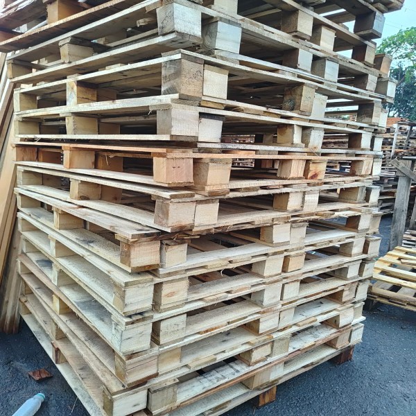 Pallet Descartável Usado