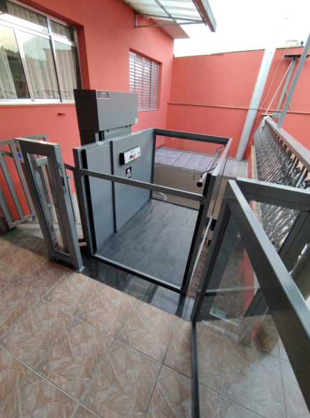 elevador residencial unifamiliar