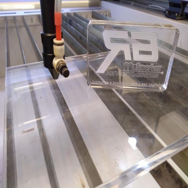 corte a laser acrílico