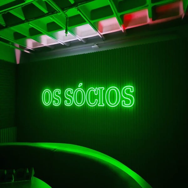letreiro luminoso LED personalizado