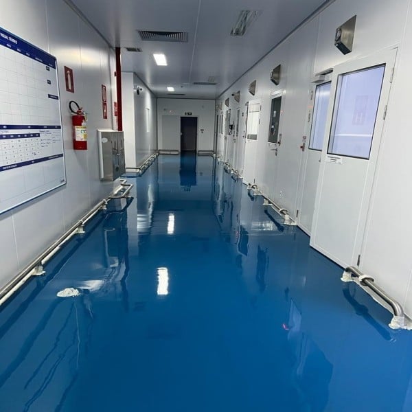 piso autonivelante industrial