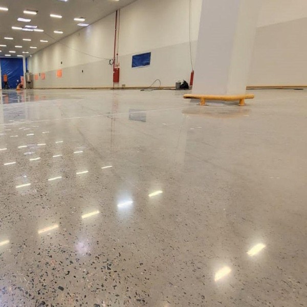 piso em concreto polido