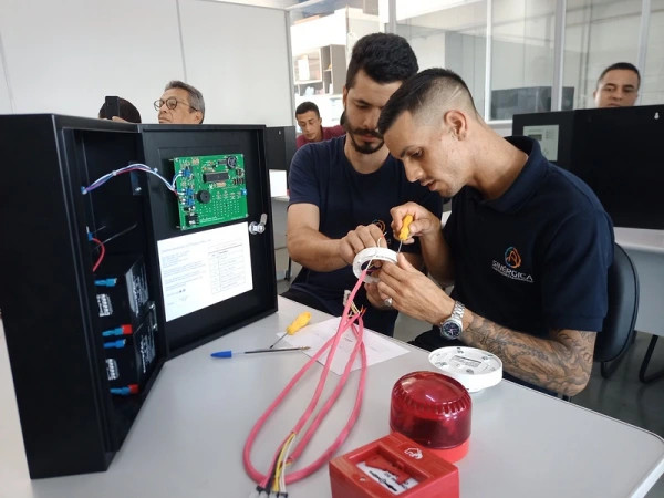 Instalação De Sistema De Alarme Incêndio Em Campinas