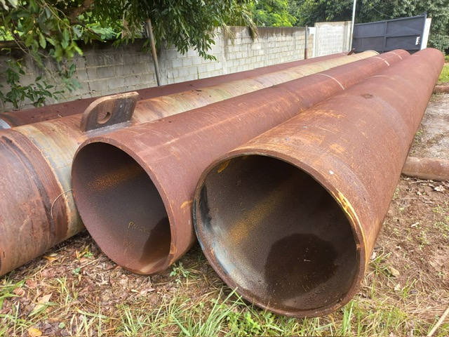 Tubo de aço carbono de 36 pol, usado, em bom estado, sem revestimento interno