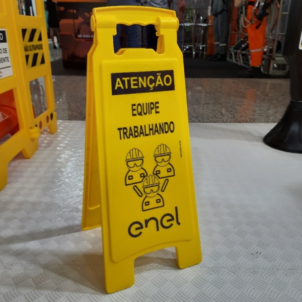 Cavalete Sinalizacao Plástico