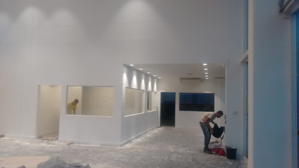 parede drywall com porta